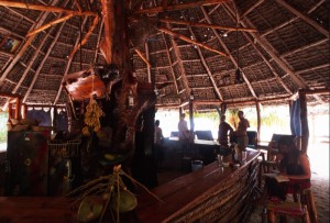 Tanzania - Zanzibar - il beach bar del Mount Zion