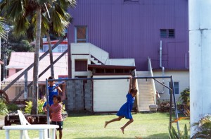 Fiji - Levuka - bambini felici