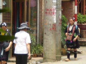 Vietnam - Sapa - donna tribù Black H'Mong