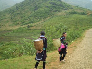 Vietnam - Sapa - verso il villaggio Black H'Mong