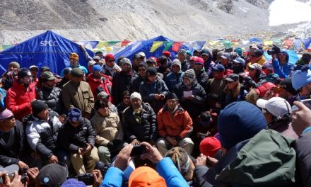 Mount Everest to host Nepal cabinet meeting