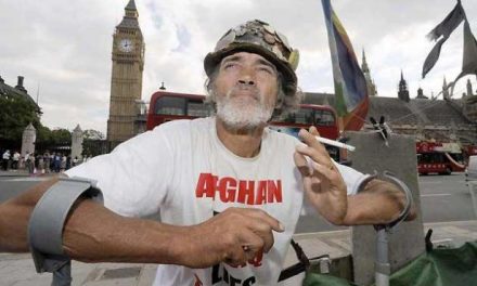 Un saluto a Brian Haw